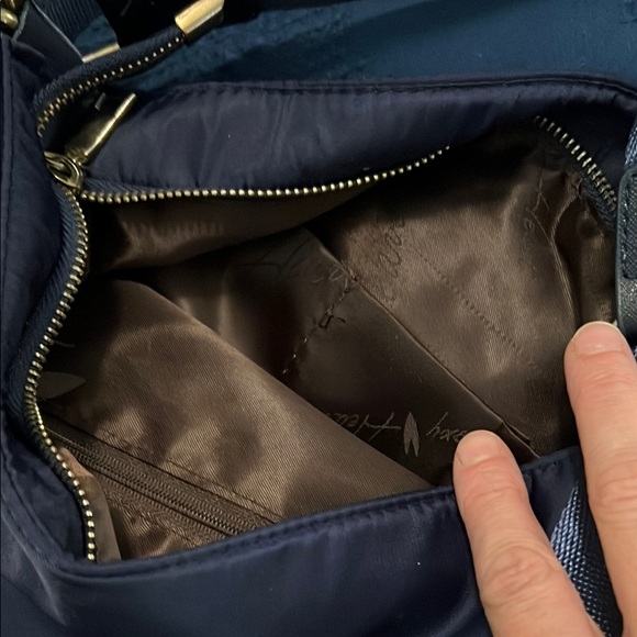 Leopard or Lion Rhinestone Navy Bag with Adjustable Straps. - Picture 6 of 7